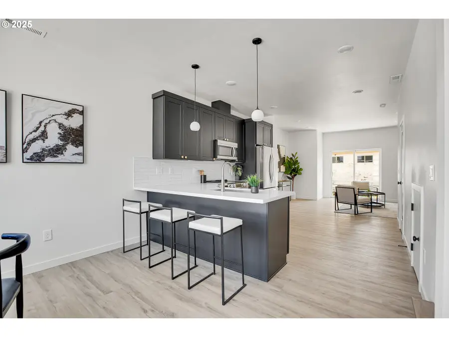 14870 NE Couch St #12, Portland, OR 97230 - Image #3