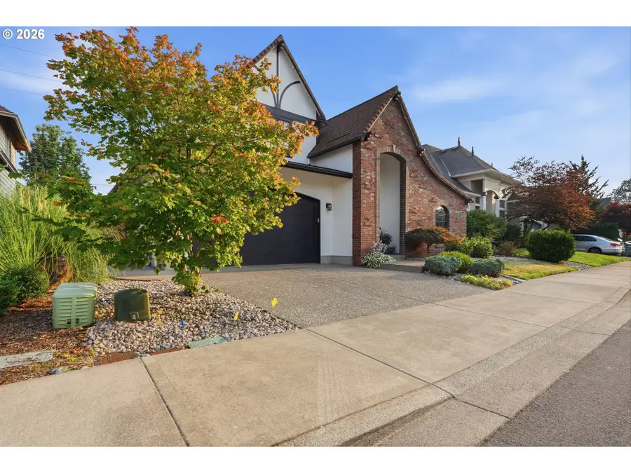 3065 N Holladay Dr, Cornelius, OR 97113 - #2