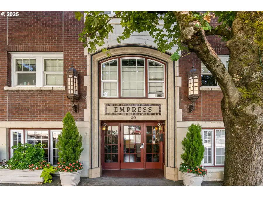 20 NW 16th Ave #311, Portland, OR 97209 - Image #2
