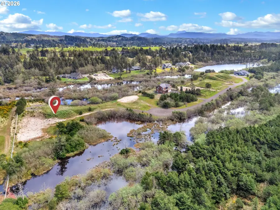 Pacific Bellevue Ln #7, Warrenton, OR 97146 - #2
