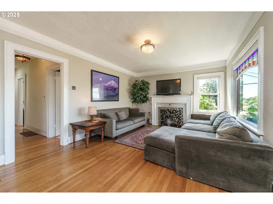 4216 NE 18th Ave, Portland, OR 97211 - Image #3