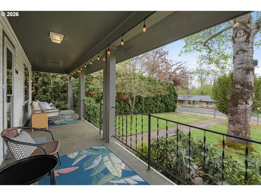 7560 SW 67th Ave, Portland, OR 97223 - #2
