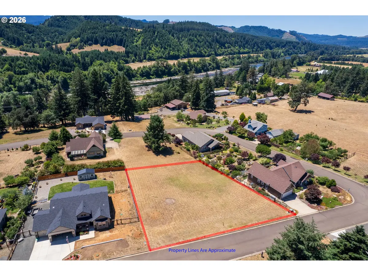 924 C St, Elkton, OR 97436 - #1