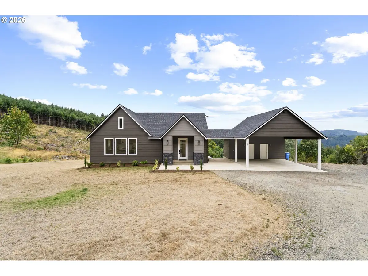 259 S Goble Creek Rd, Kelso, WA 98626 - #1