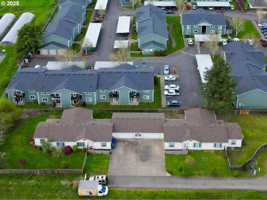 4445 Blueberry Ln Ne, Salem, OR 97305 - Image #2