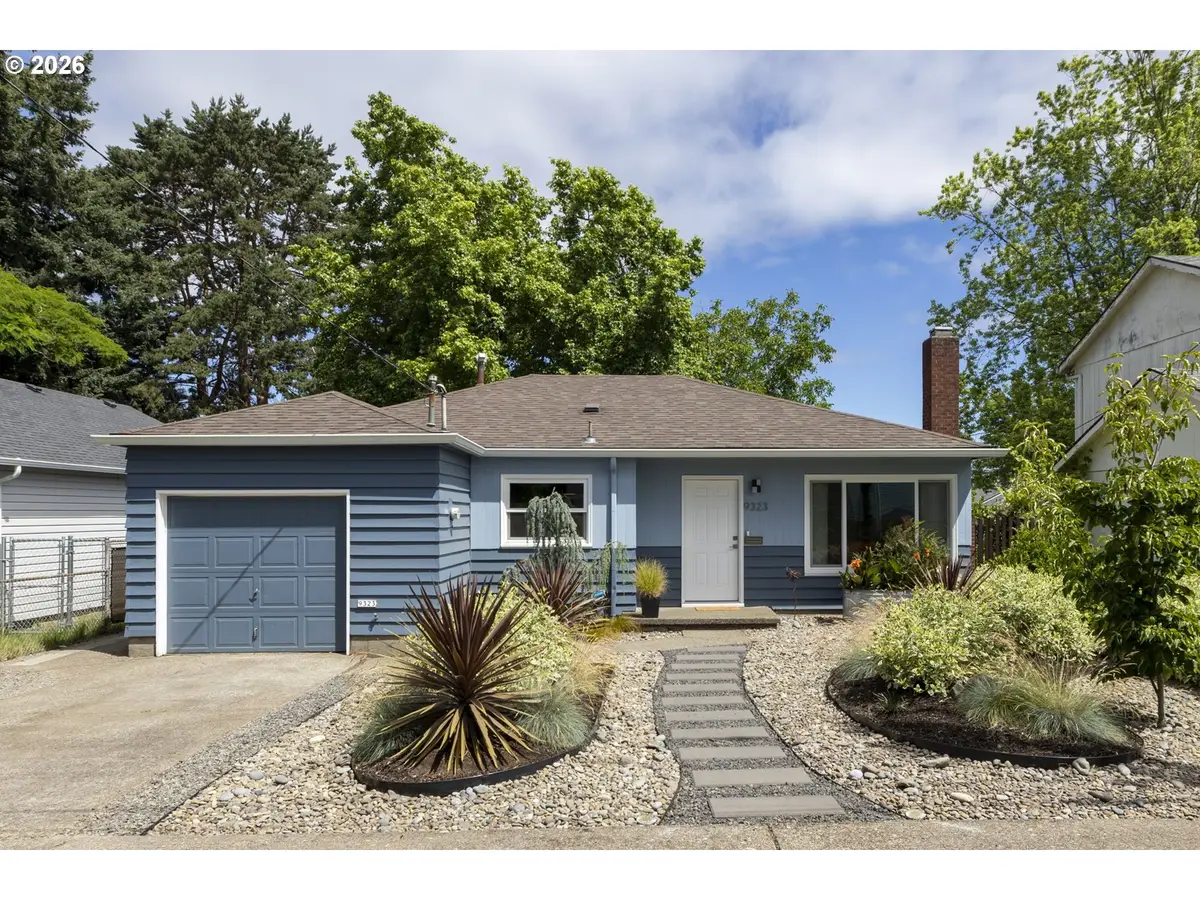 9323 SE Mill St, Portland, OR 97216 - #1
