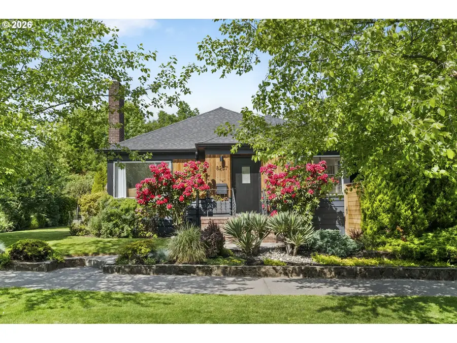 8257 N Emerald Ave, Portland, OR 97217 - #2