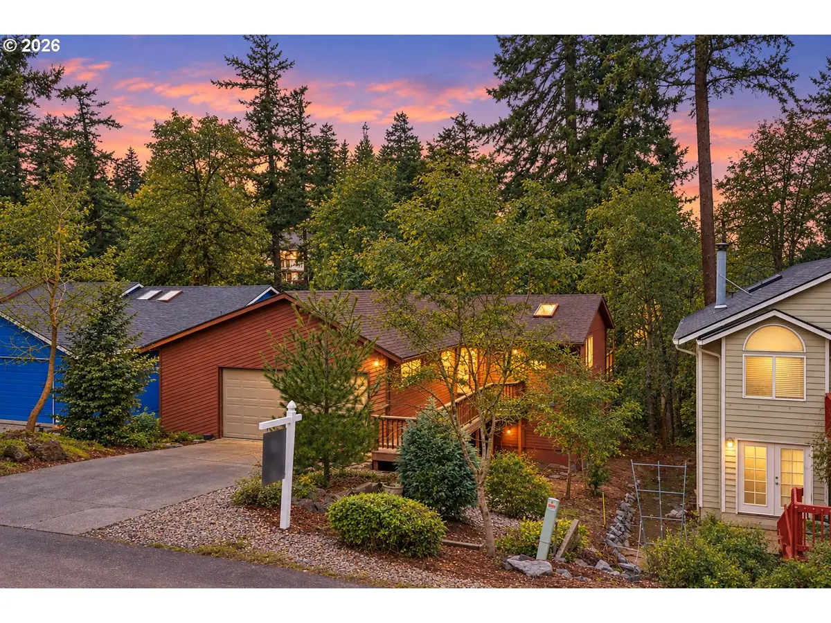 4025 SW Pomona St, Portland, OR 97219 - #1