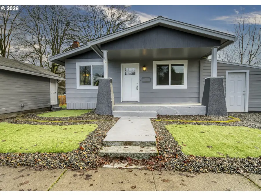 224 N 3rd St, Saint Helens, OR 97051 - Image #2