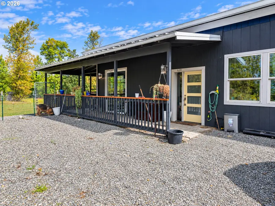 616 Smokey Valley Rd, Toledo, WA 98591 - #3
