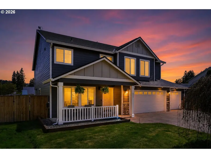 411 S Maple Ave, Yacolt, WA 98675 - #2