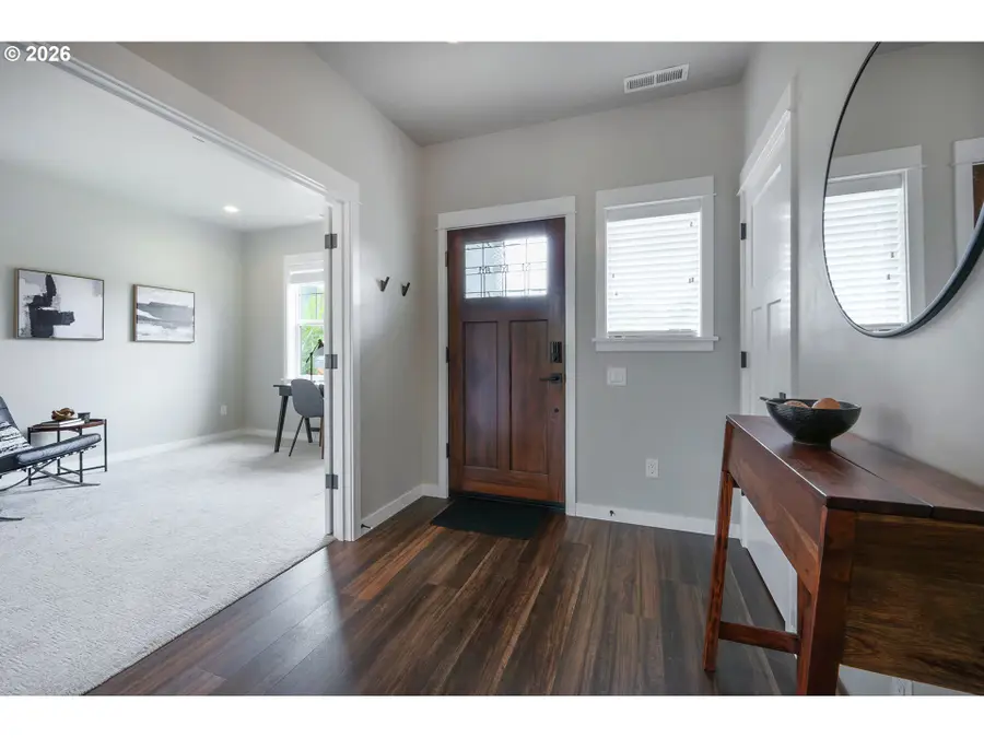 1067 Lupine St, Springfield, OR 97477 - #3