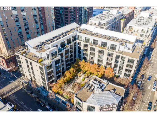 1030 NW 12th Ave, Portland, OR 97209