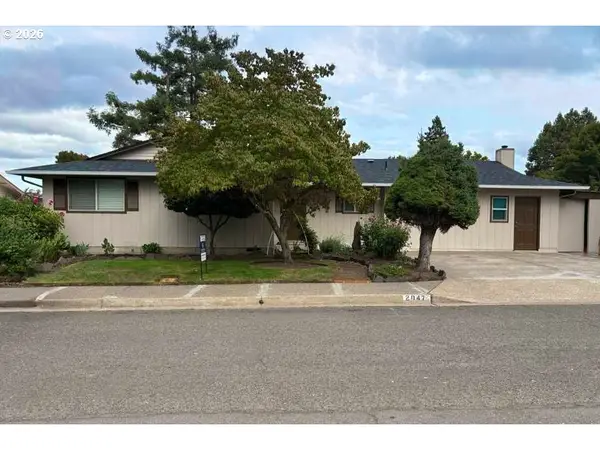 2047 Orr Ln, Eugene, OR 97405