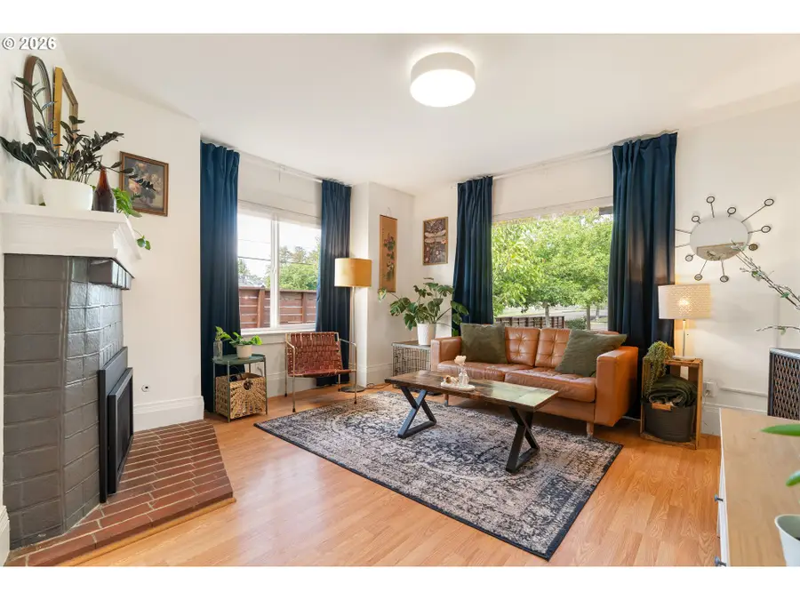 9704 SE Reedway St, Portland, OR 97266 - #2