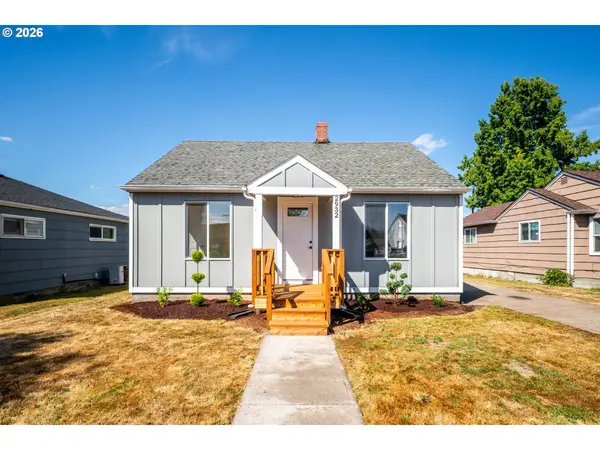 2932 Field St, Longview, WA 98632