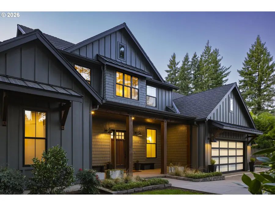 2065 SW 75th Ave, Portland, OR 97225 - #2