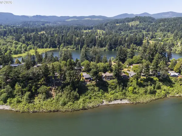 632 Skamania Landing Rd, Stevenson, WA 98648