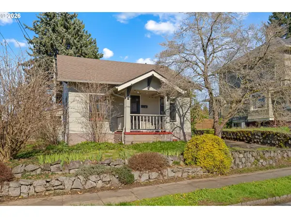 3805 SE Mall St, Portland, OR 97202