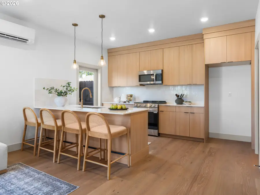 7694 N Montana Ave, Portland, OR 97217 - #3