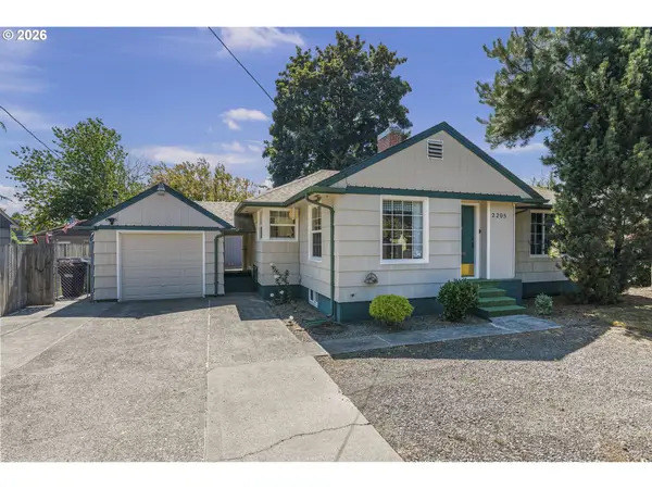 2205 Ocean Beach Hwy, Longview, WA 98632