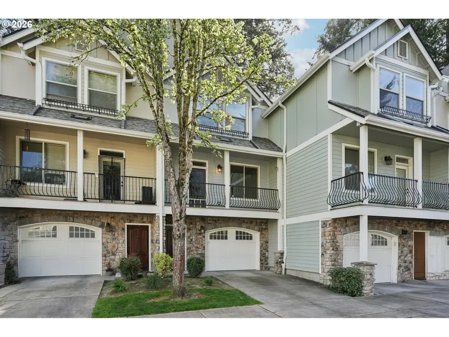 2032 NE 49th Way, Hillsboro, OR 97124 - #2