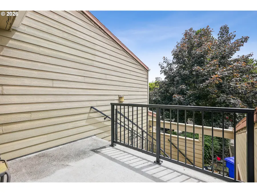 331 SE 146th Ave #18, Portland, OR 97233 - #2