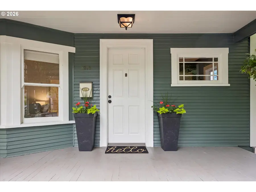 3218 S Water Ave, Portland, OR 97239 - #3