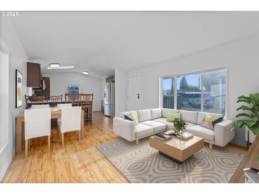 535 SW Maple St #2, Hillsboro, OR 97123 - Image #3