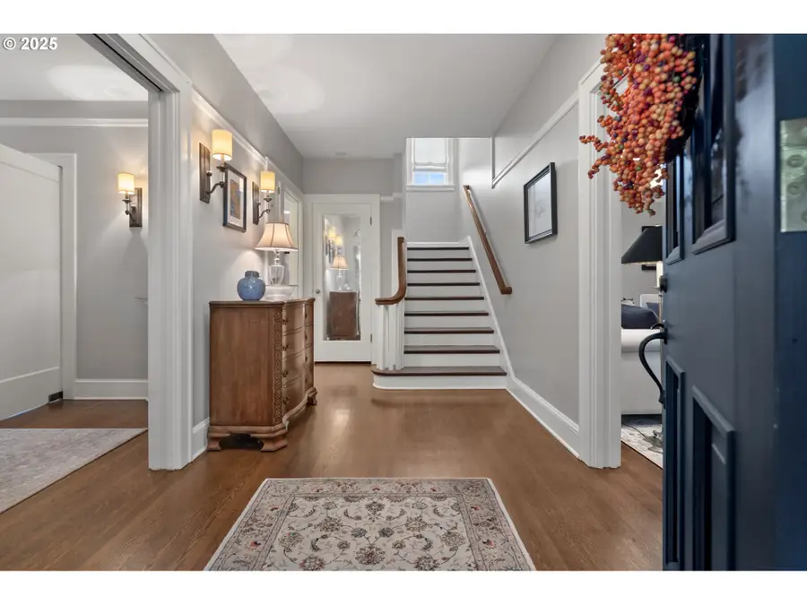 6428 SE Reed College Pl, Portland, OR 97202 - Image #3