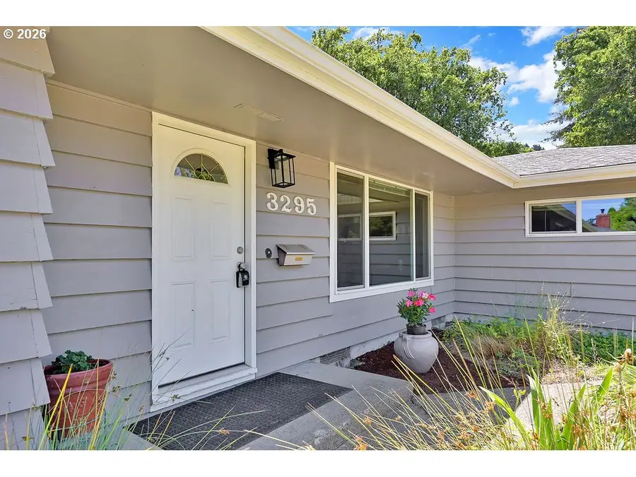 3295 Potter St, Eugene, OR 97405 - #3
