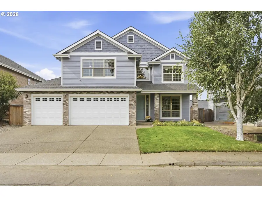 652 June Dr, Molalla, OR 97038 - #2