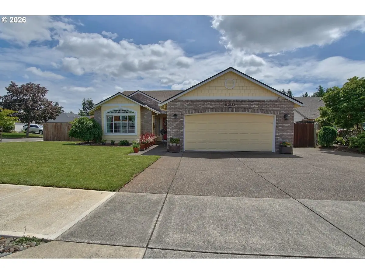 19196 Windmill Dr, Oregon City, OR 97045 - #1