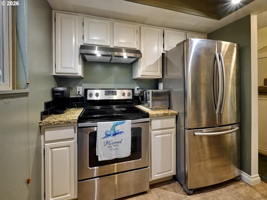 10276 SW Trapper Ter, Beaverton, OR 97008 - #3