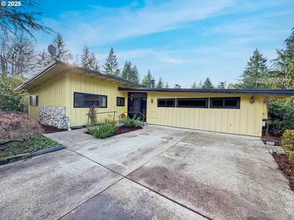 115 1st Ave, Randle, WA 98377