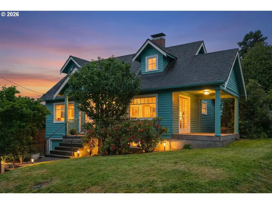 1235 SW Cheltenham St, Portland, OR 97239 - #3