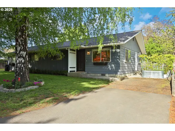 705 NE Church Pl, WhiteSalmon, WA 98672