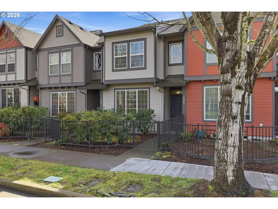 1276 SE Bacarra St, Hillsboro, OR 97123 - #3