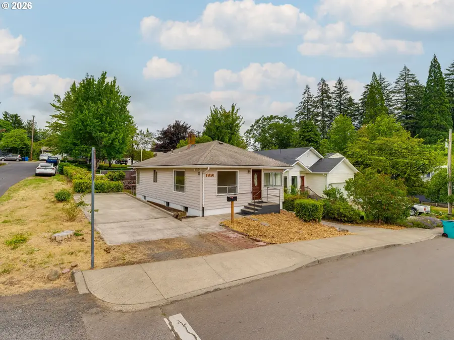 135 NW 15th Ave, Camas, WA 98607 - #2