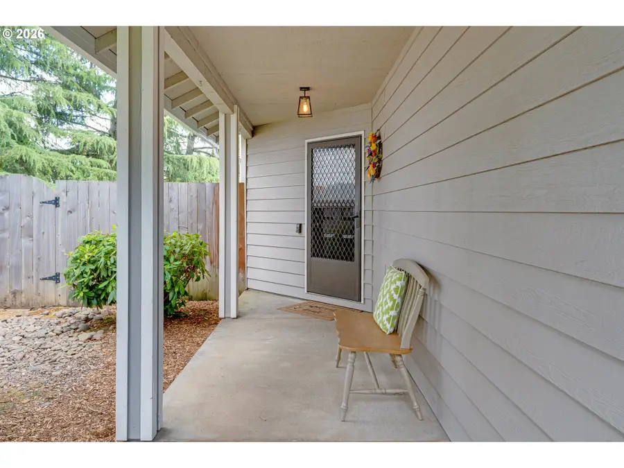 2038 Titan Ter, Northwest Clackamas, OR 97068 - #3