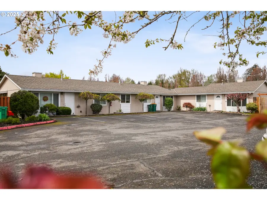 1700 NE 231st Ct, Wood Village, OR 97060 - #2