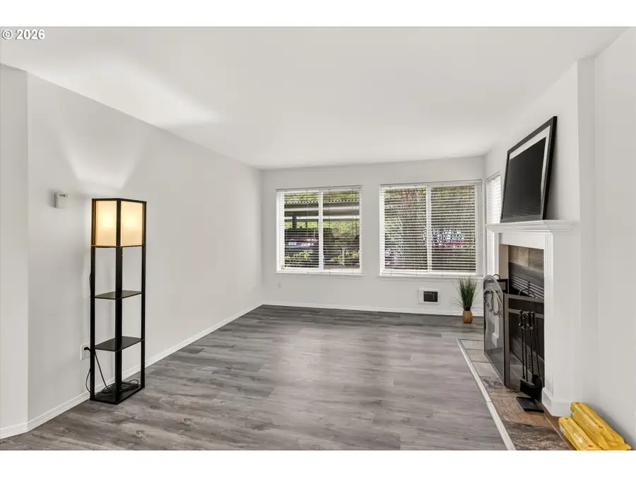 5063 SW Foothills Dr #F, Lake Oswego, OR 97034 - #3