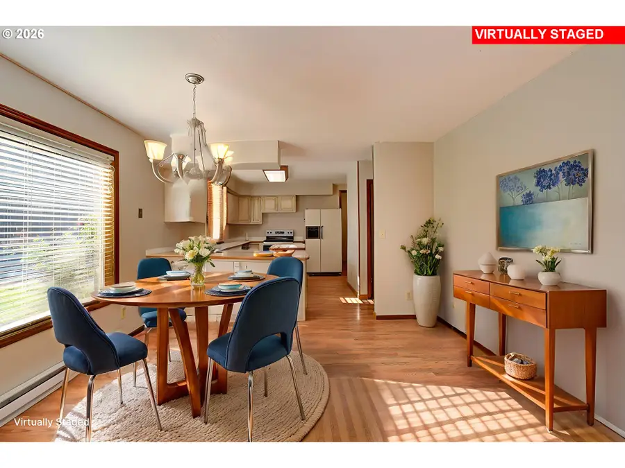 100 Inglewood Dr, Longview, WA 98632 - #3