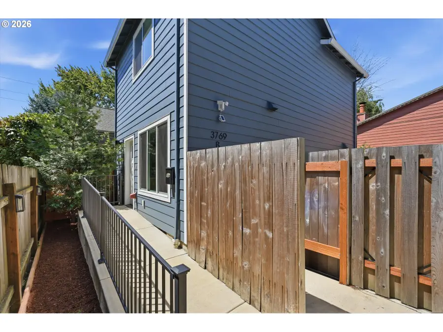 3769 SE 43rd Ave #B, Portland, OR 97206 - #2