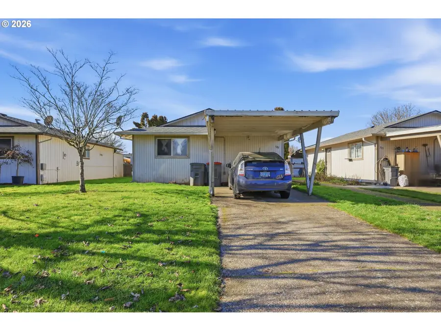 505 NW Fenton St, McMinnville, OR 97128 - Image #2