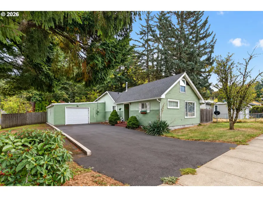 4810 SE 136th Ave, Portland, OR 97236 - #2