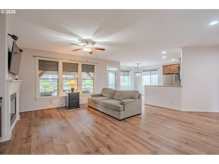 2156 SW 14th Dr, Gresham, OR 97080 - #3