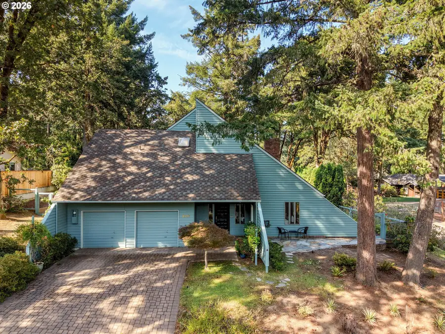 3807 NW Jameson Dr, Corvallis, OR 97330 - #3