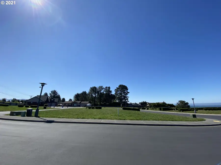 Sea Breeze Way #18, Brookings, OR 97415 - Image #3