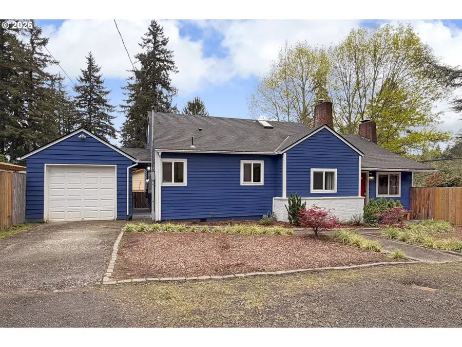 2410 SE Tarbell Ave, Milwaukie, OR 97267 - #2